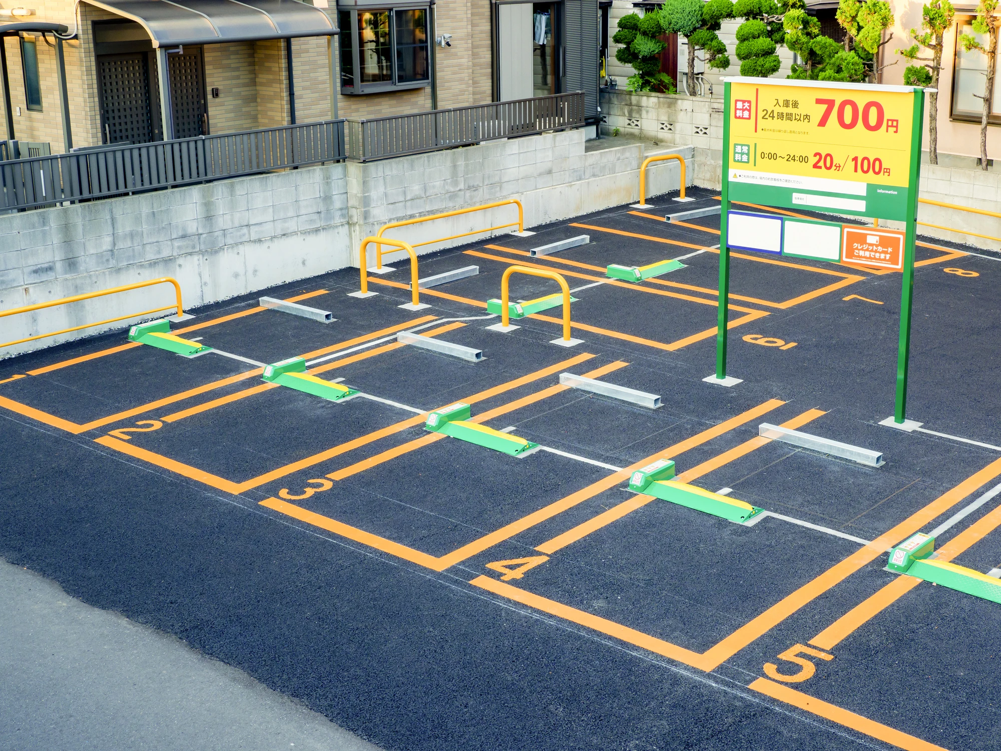 01 駐車場・駐輪場事業