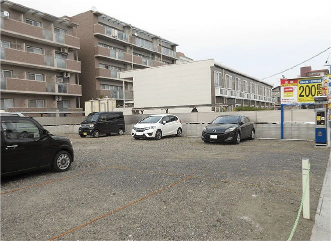 角地の駐車場化